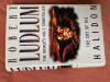 купить книгу Robert Ludlum - The cry of the Halidon